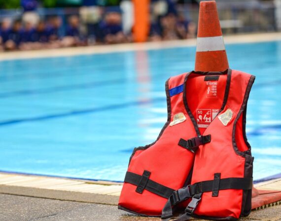 如何挑選救生員派遣廠商？這些常見問題與雷點必須要知道！