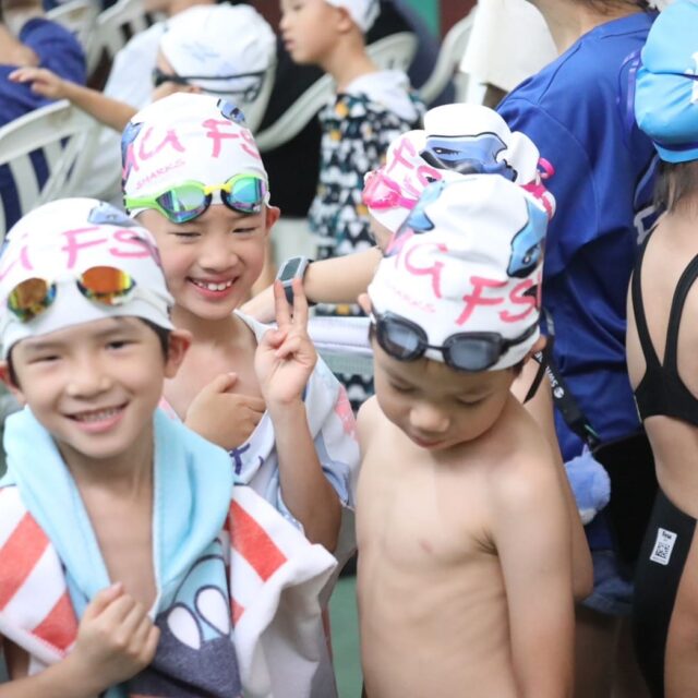 FSIMG-kid-swim-class-team-photo-2
