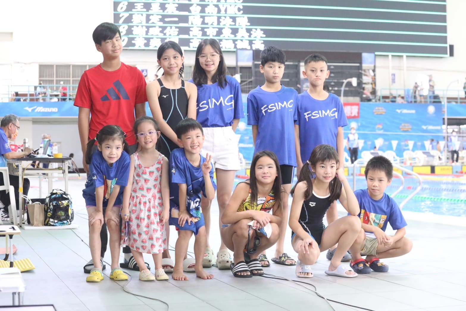 FSIMG-kid-swim-class-team-photo